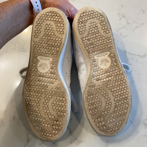 Adidas Stan Smith Shoes - Picture 5 of 10